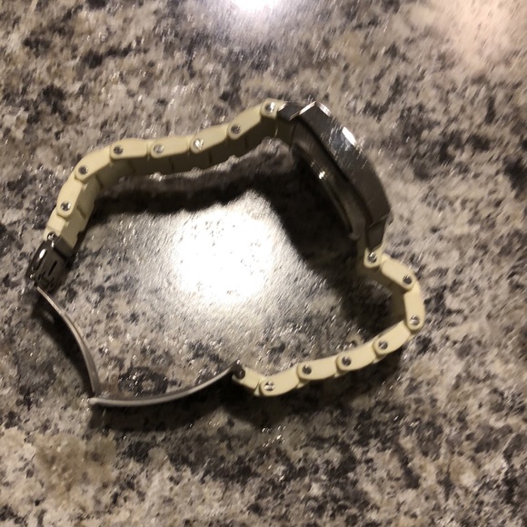 Bcbgmaxazria watch - Picture 2 of 6